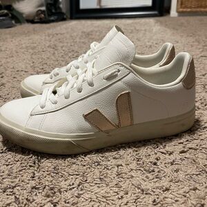 Veja Women's Cream and Tan Sneakers